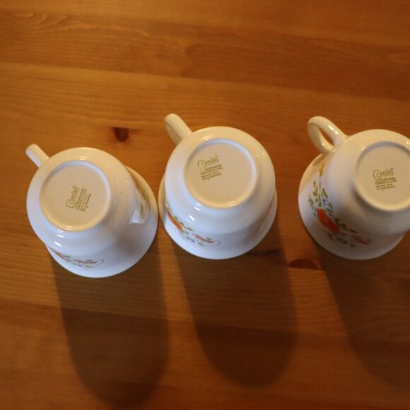 3-piece Corelle Corning tea cup mug set, used good condition, orange floral - Picture 5 of 6